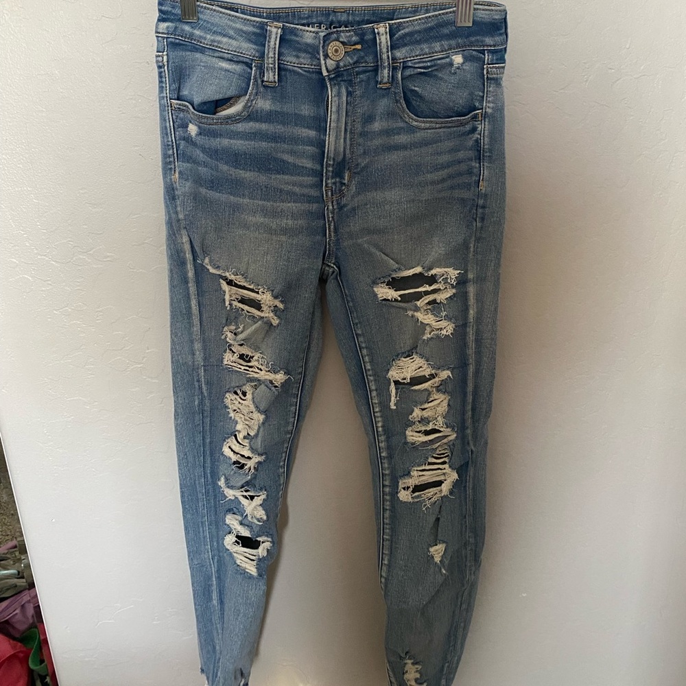High waisted American Eagle jeans